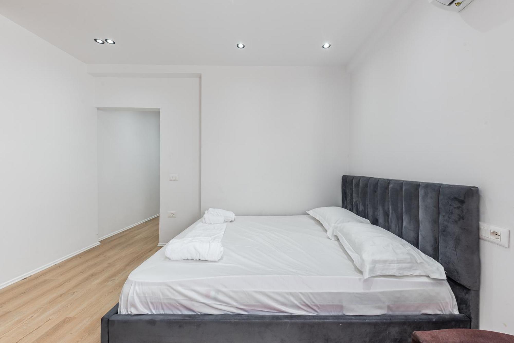 Atelier Apartments By Kondo Stays Tirana Eksteriør billede