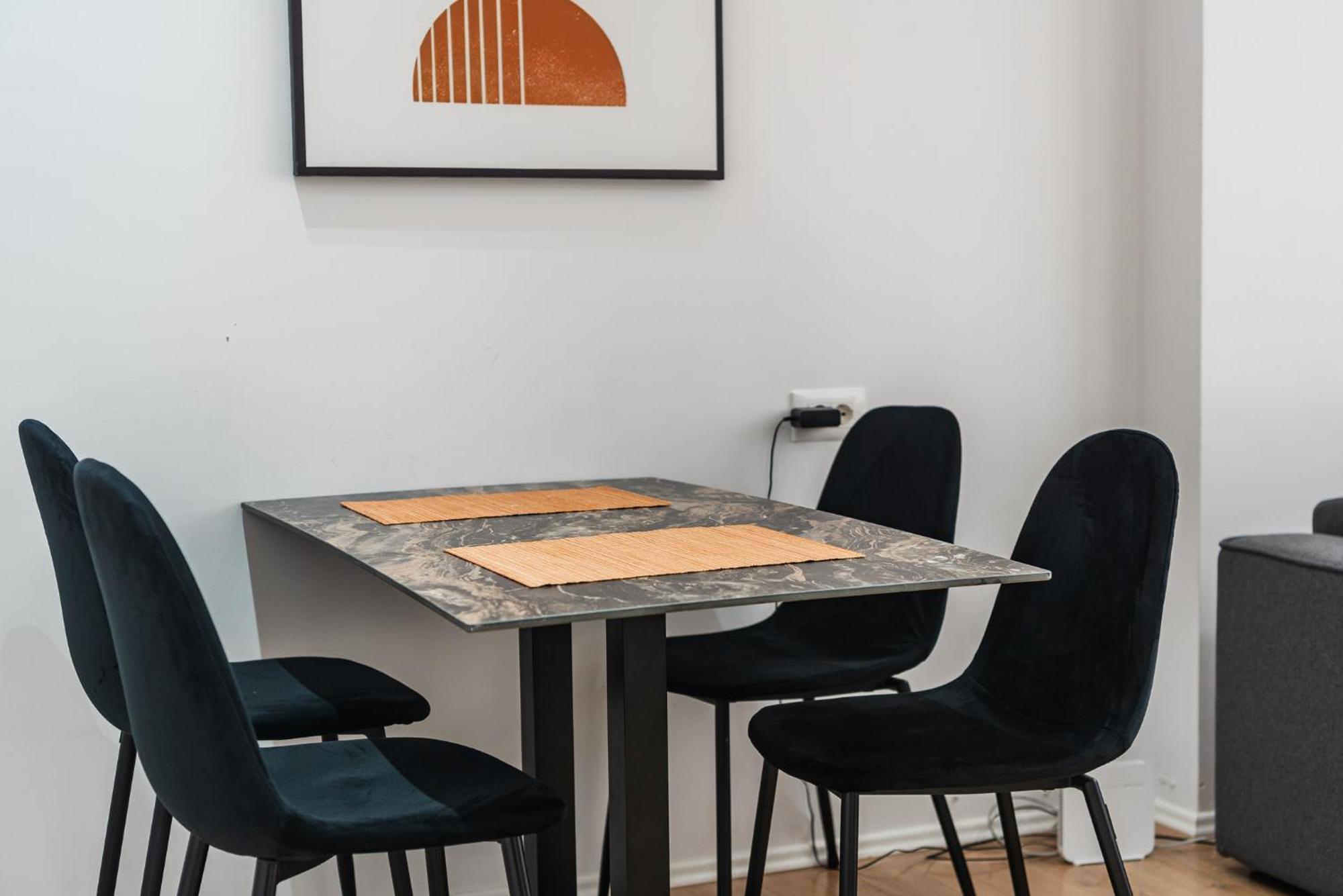 Atelier Apartments By Kondo Stays Tirana Eksteriør billede